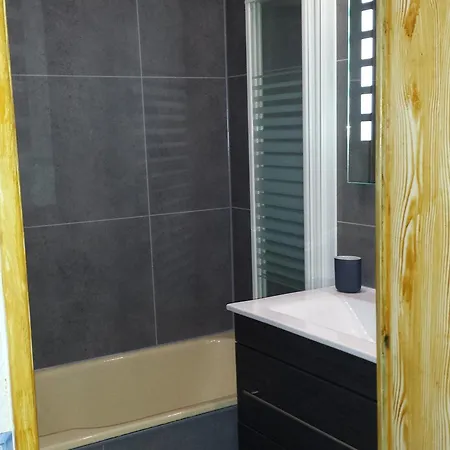 Apartmán 2p 4 Pers, Animaux Admis, Balcon, Parking